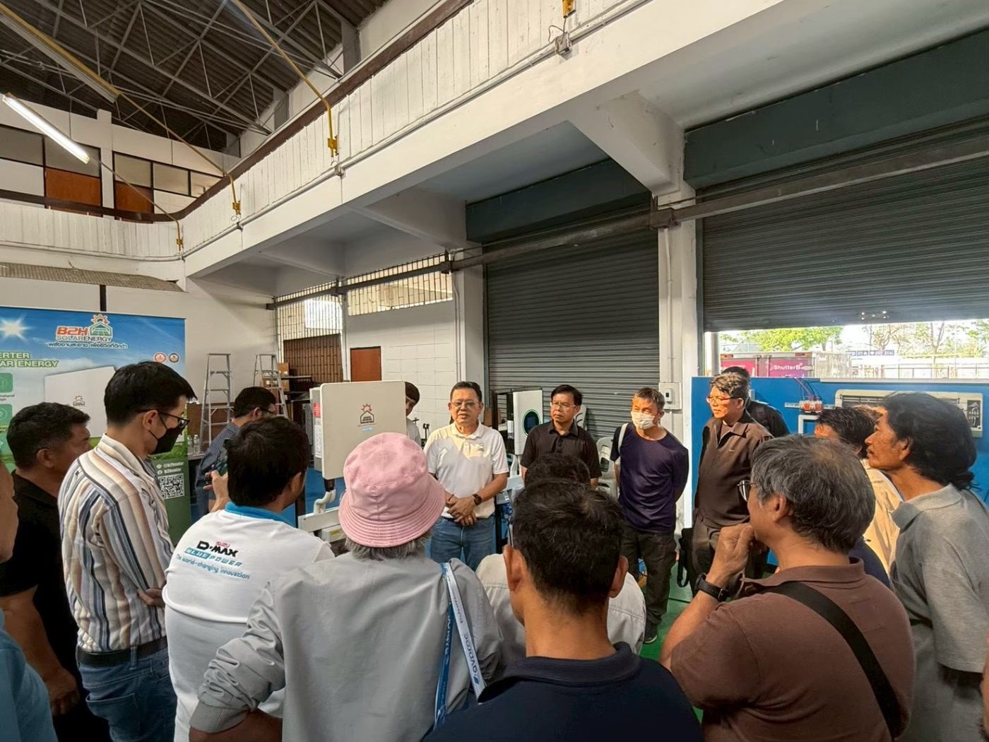 งานร่วมเป็นวิทยากรอบรมหลักสูตร ช่างโซล่าร์เซลล์   ณ  สถาบันพัฒนาฝีมือแรงงาน จ.ชลบุรี วันที่ 25 ก.พ. 2569