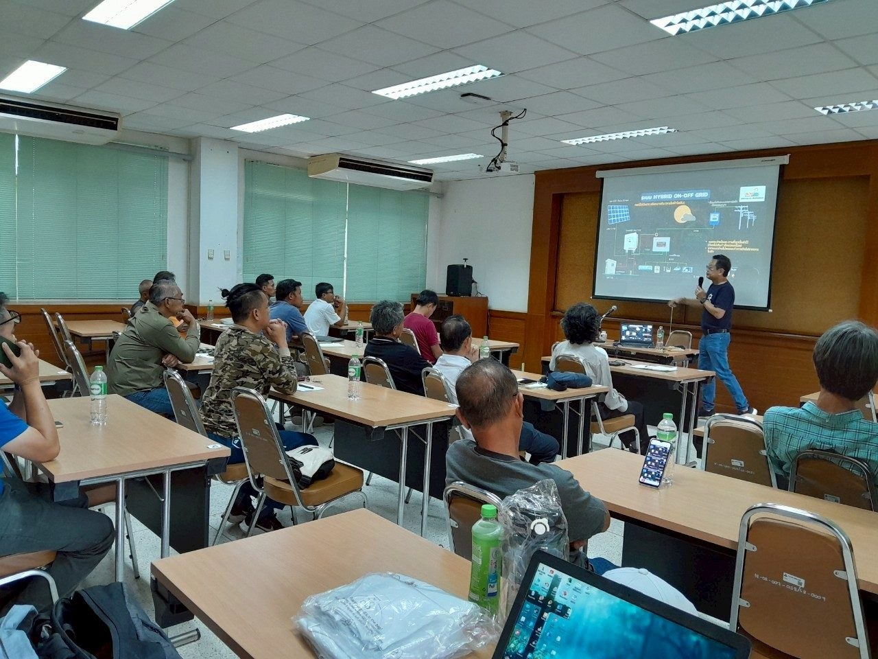 งานอบรม Energy Storage & Solar System  ณ  มสธ. ศูนย์อุดรธานี วันที่ 24 เม.ย. 2568