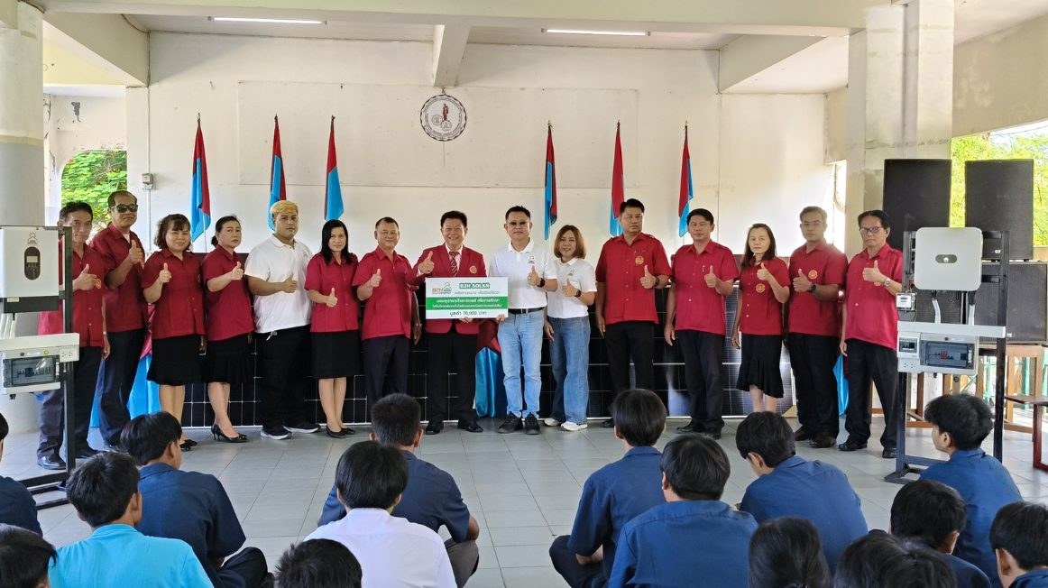 มอบชุดสาธิตระบบโซล่าร์เซลล์ On Grid และ Hybrid On-Off Grid  ณ  วิทยาลัยช่างกลพาณิชยการนครราชสีมา จ.นครราชสีมา   วันที่ 25 มิ.ย. 2568