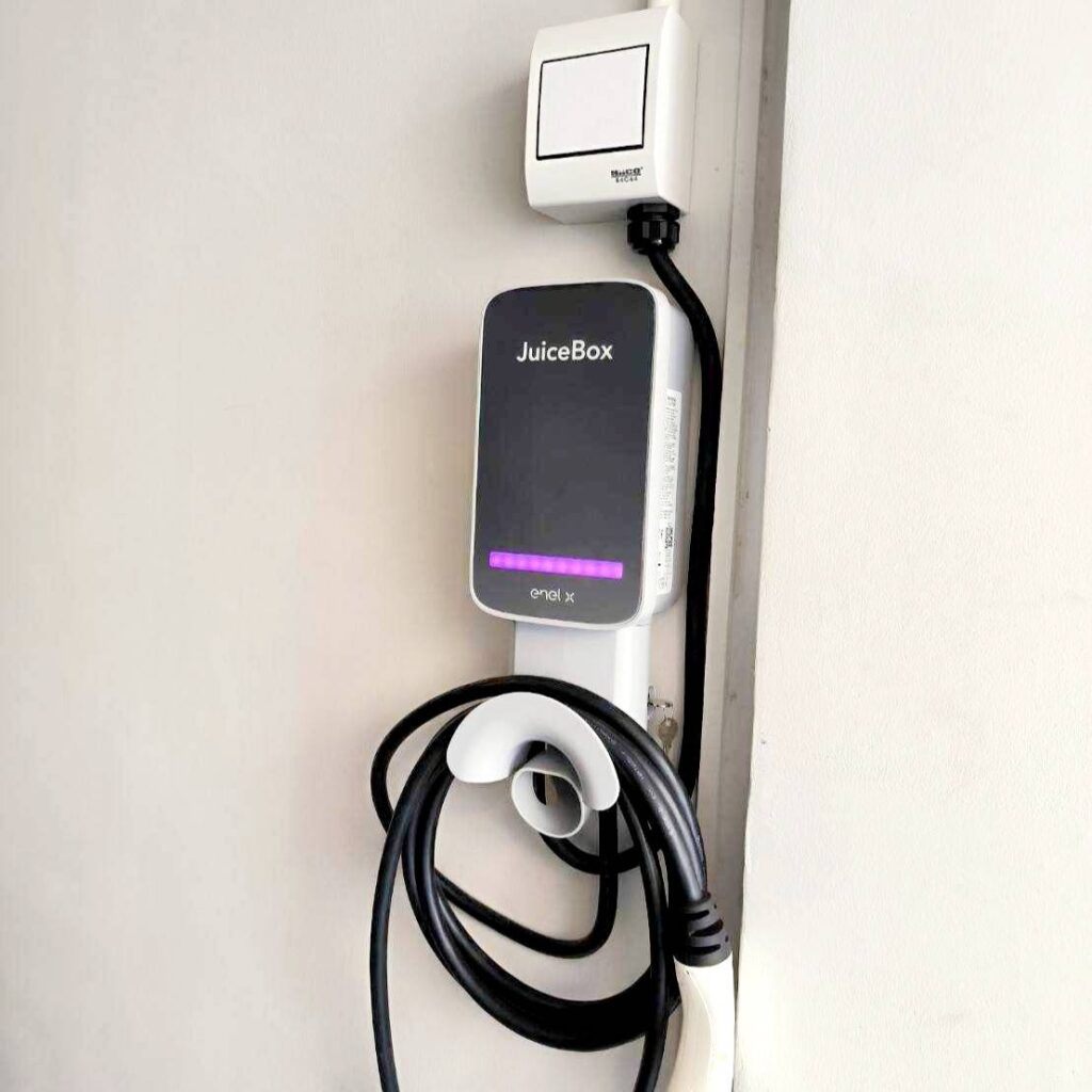 ผลงานติดตั้ง EV Charger
